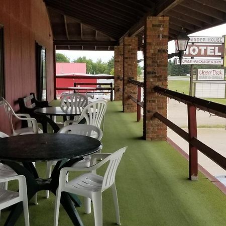 Alexander House Motel Park River Bagian luar foto